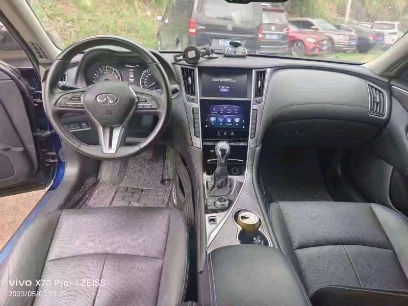 嘉兴20年英菲尼迪Q505