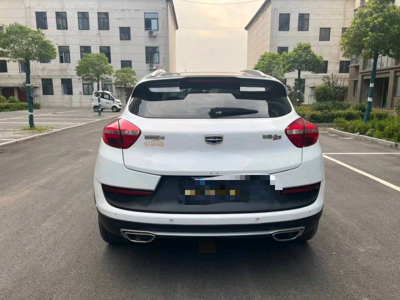 徐州18年吉利帝豪GS9