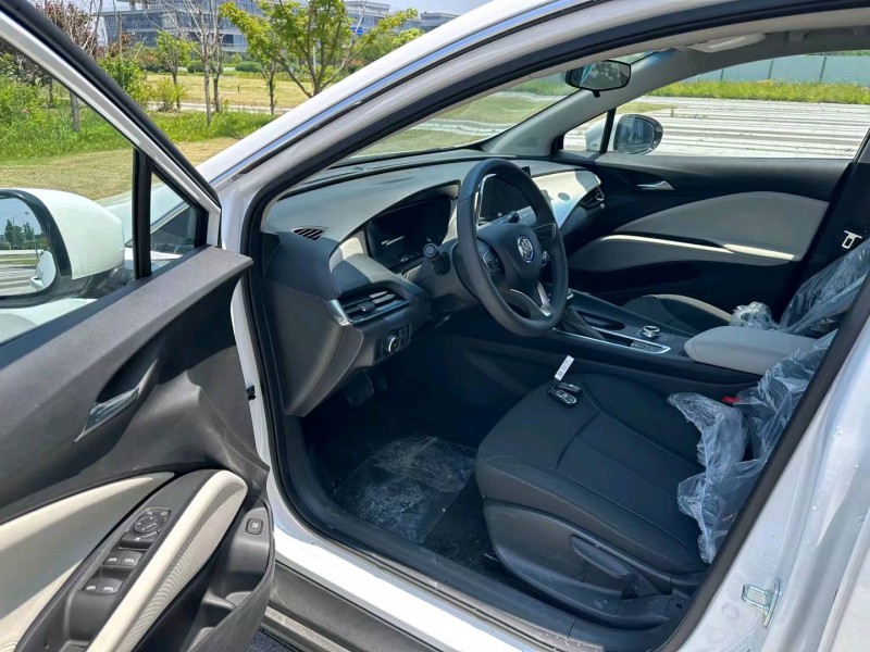 盐城23年别克微蓝5