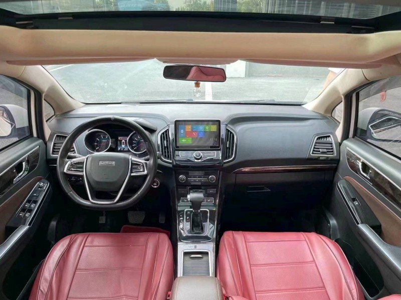 成都19年力帆汽车轩朗8