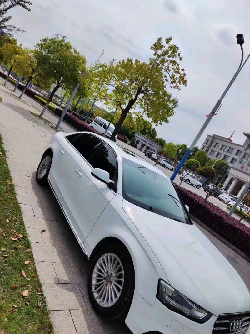 嘉兴16年奥迪A4L2