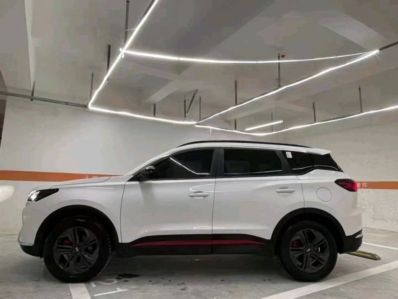 成都22年奇瑞瑞虎73