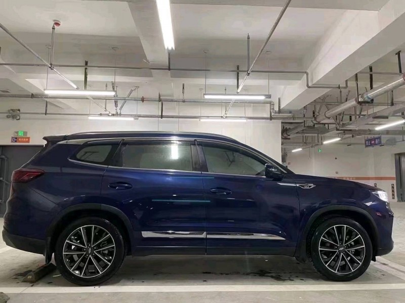 成都21年奇瑞瑞虎83