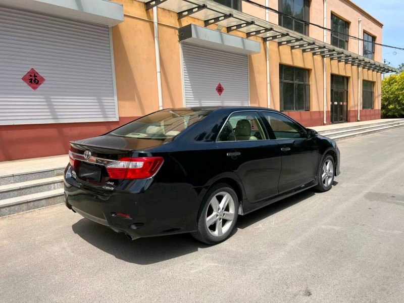 廊坊13年丰田凯美瑞7