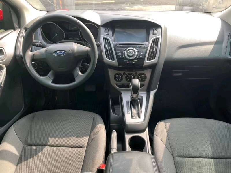 济南12年福特福克斯4