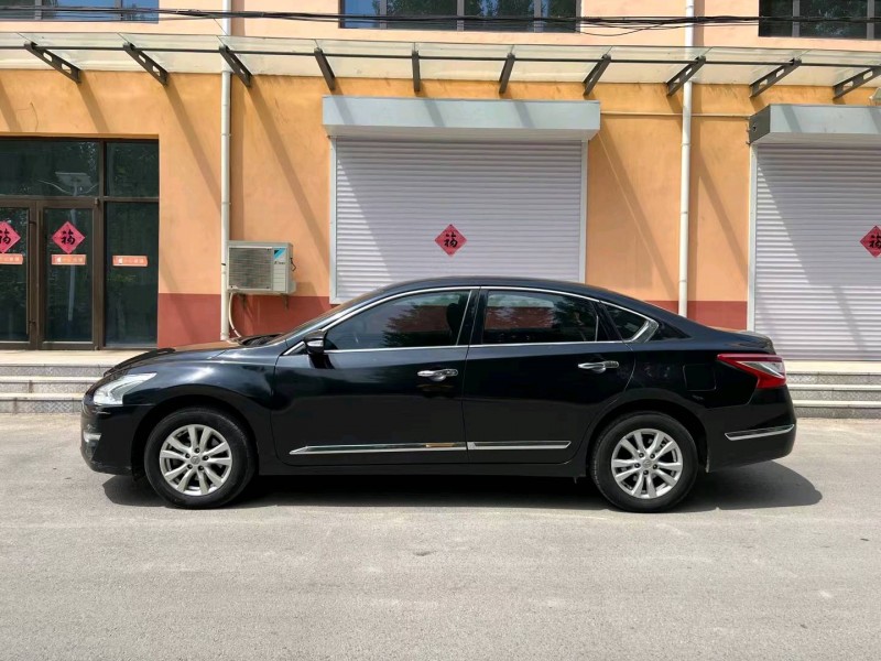 廊坊15年日产天籁3