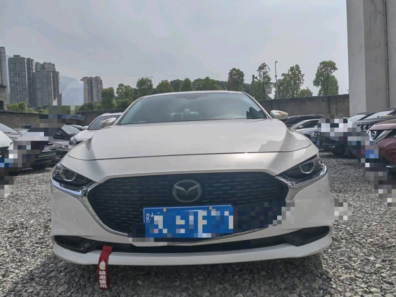 重庆22年马自达昂克赛拉1