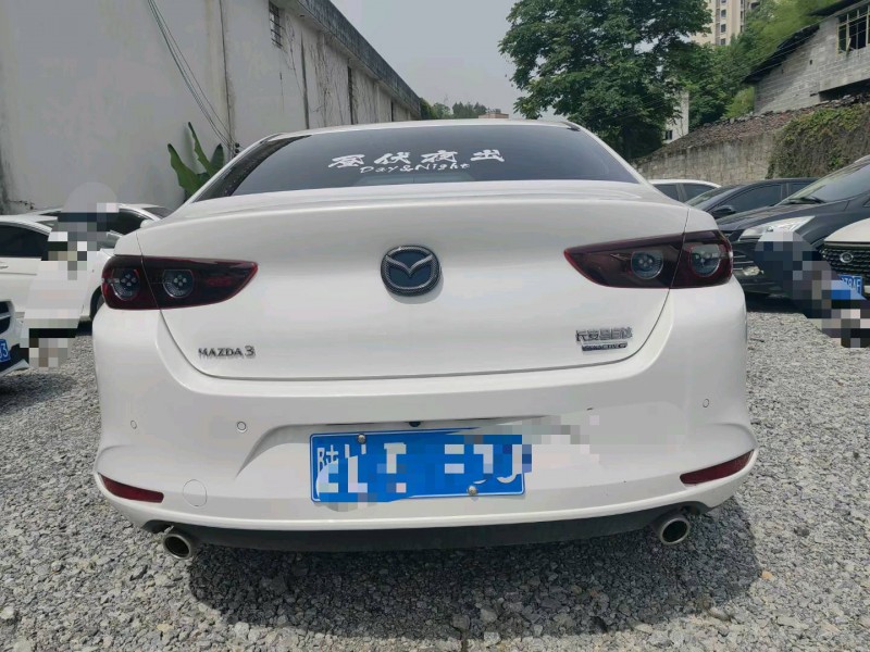 重庆22年马自达昂克赛拉9