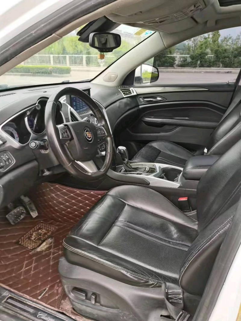 济南12年凯迪拉克SRX7