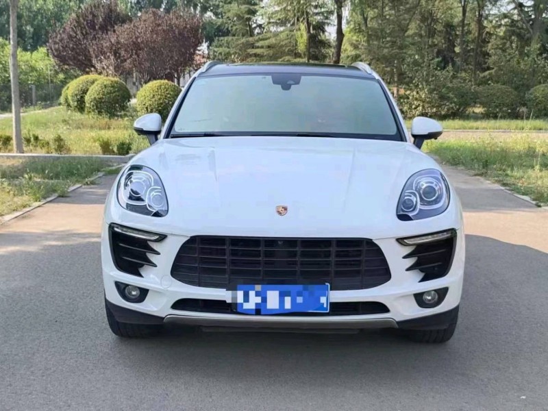 东营18年保时捷Macan1