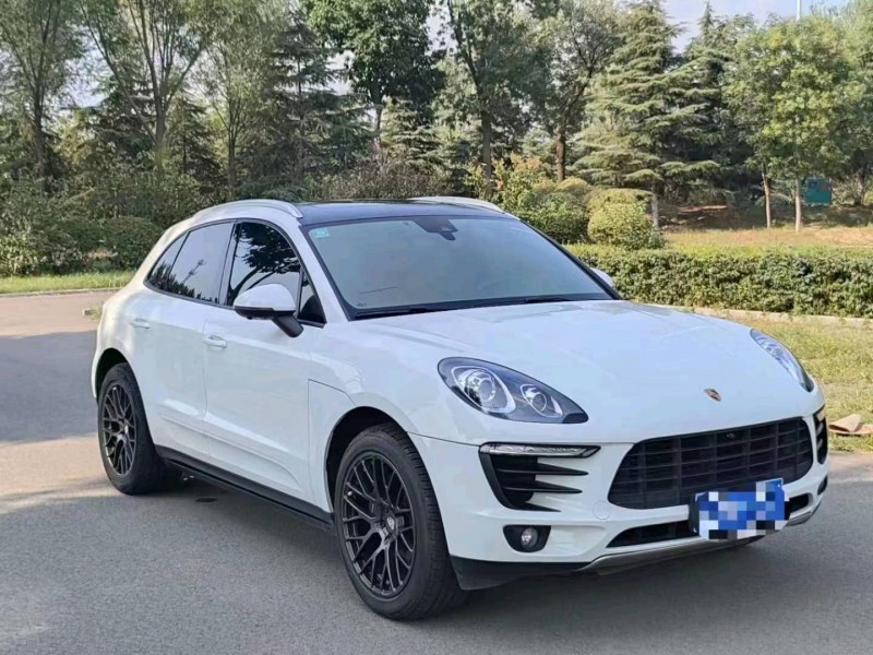东营18年保时捷Macan3