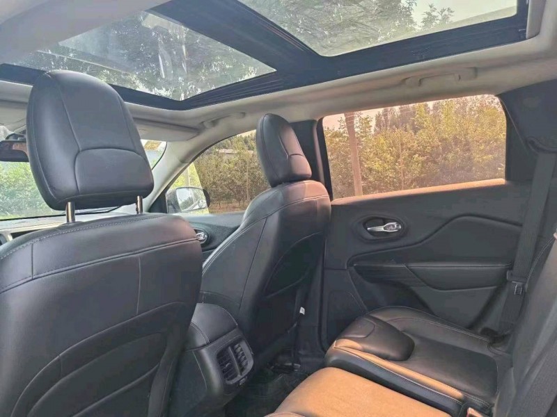 淄博18年Jeep自由光4