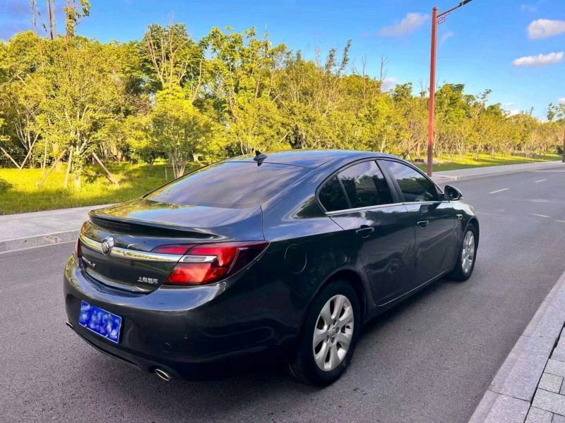 嘉兴14年别克君威5