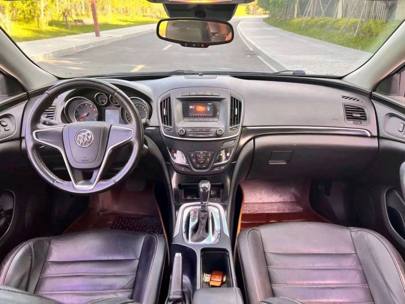 嘉兴14年别克君威7