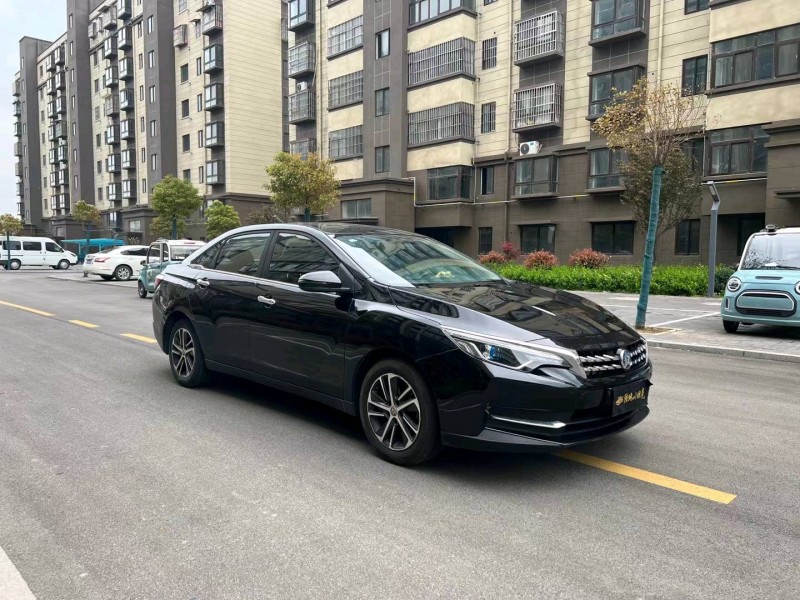 徐州18年啟辰D603