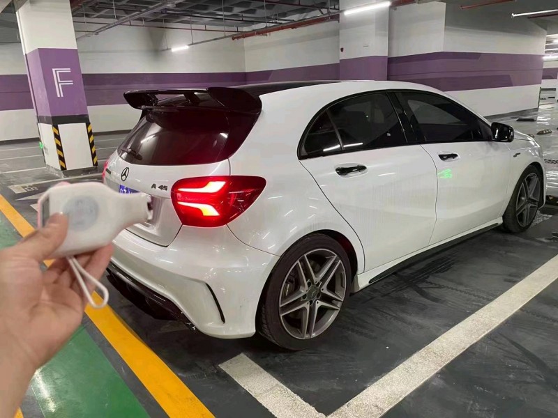 广州16年奔驰AMG4