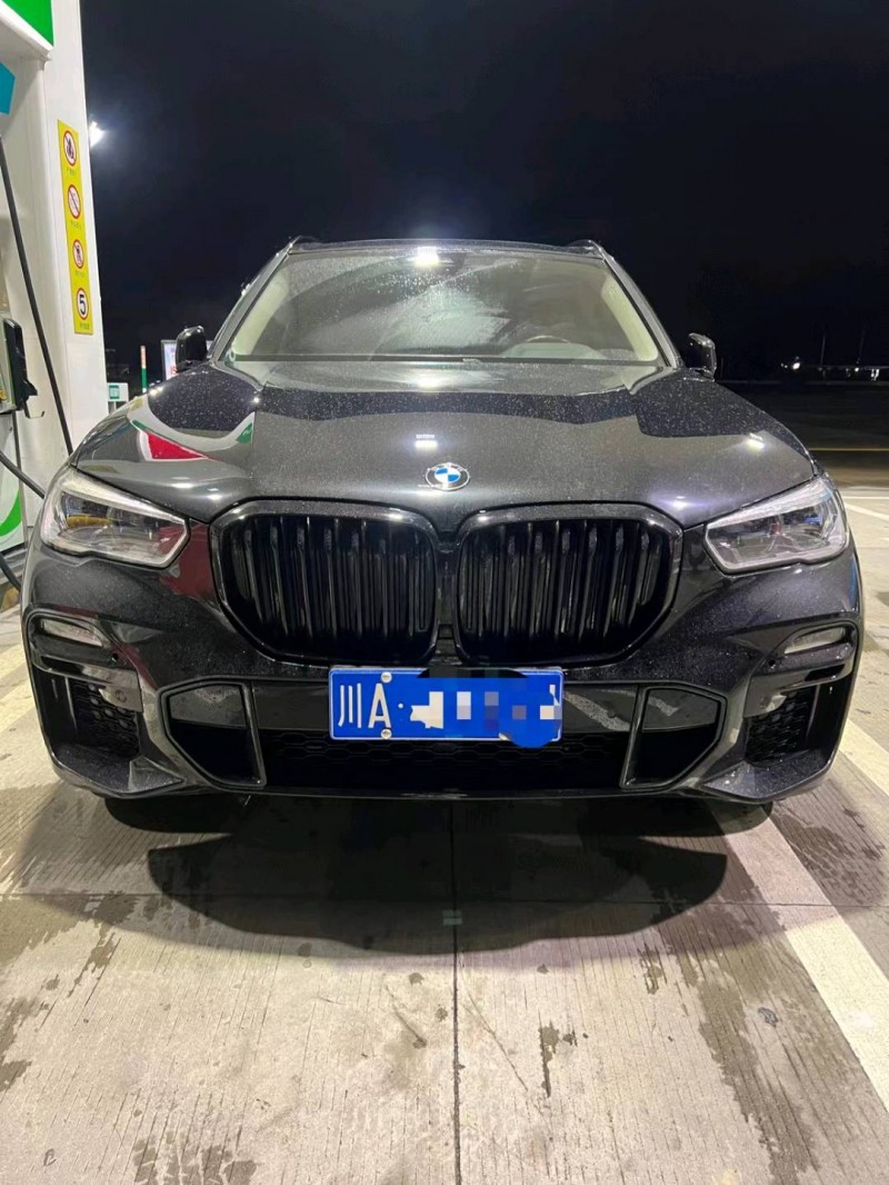 广州21年宝马X51