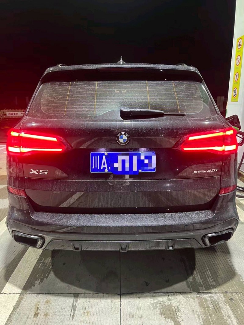 广州21年宝马X56