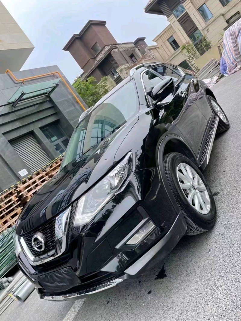 成都21年日产奇骏2