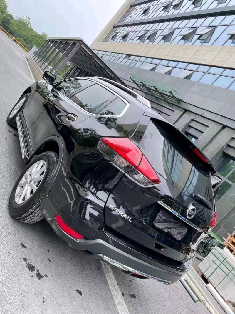 成都21年日产奇骏4