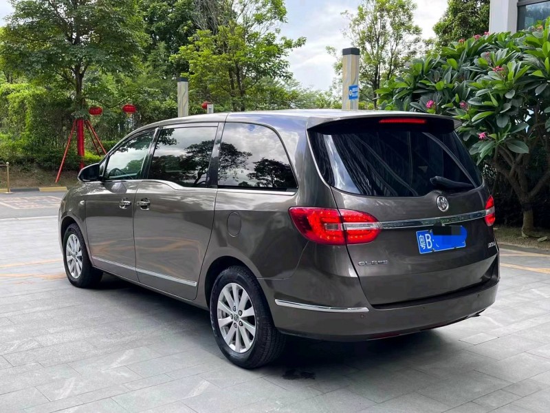 深圳17年别克GL87