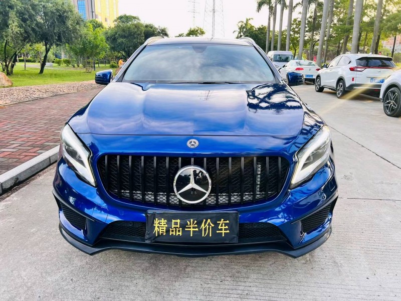 广州19年奔驰GLA1