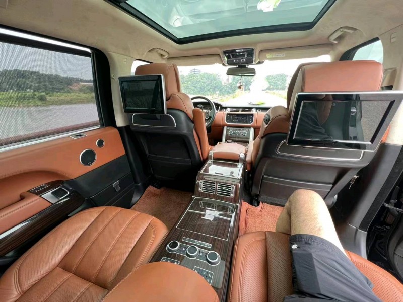 广州16年路虎揽胜行政7