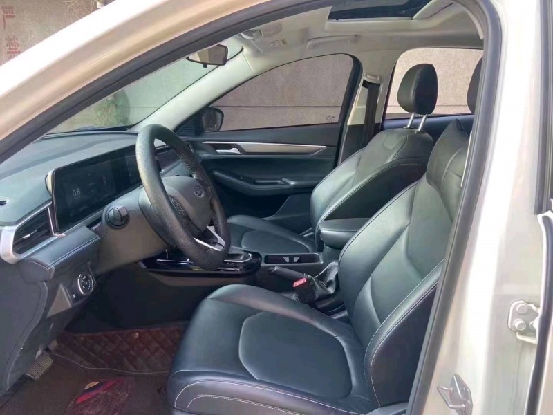 枣庄21年福特福睿斯5