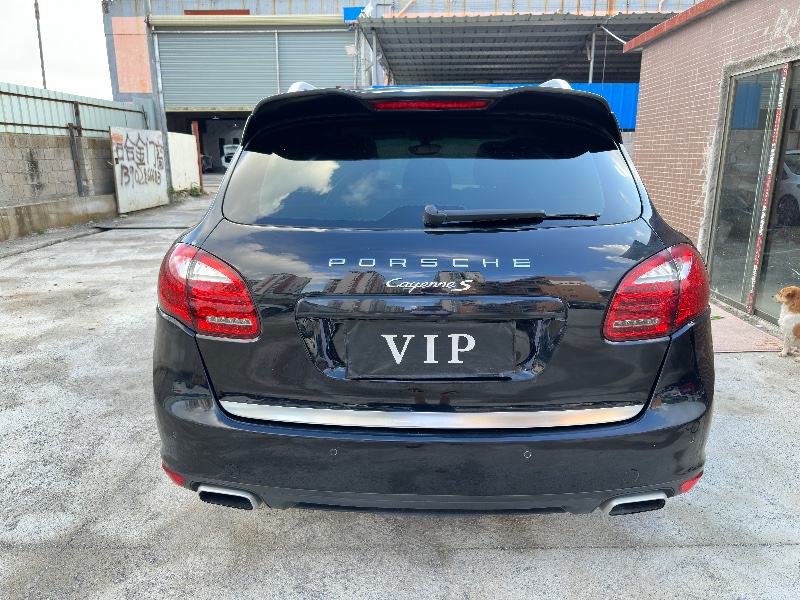 珠海10年保时捷卡宴3