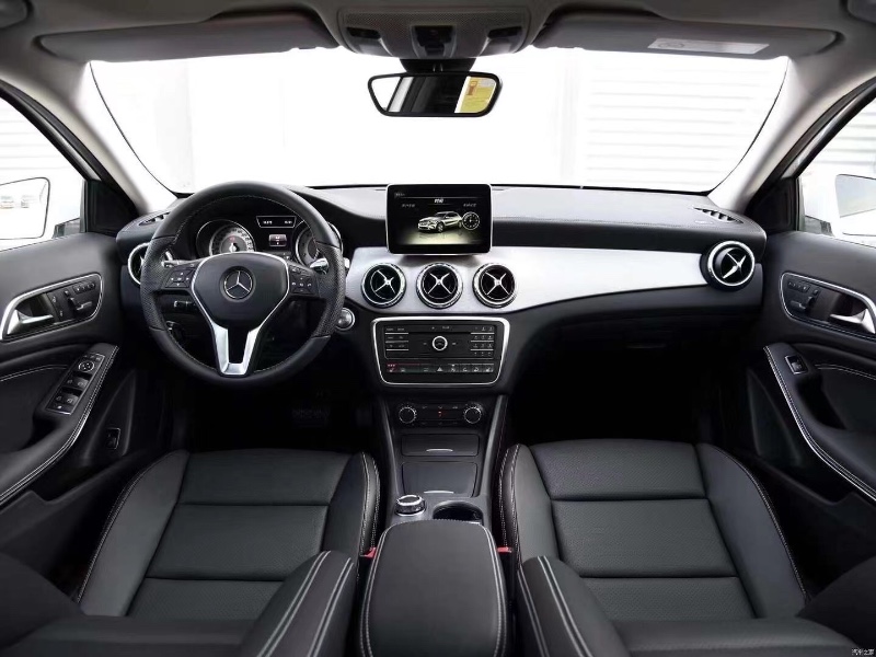 潍坊17年奔驰CLA4