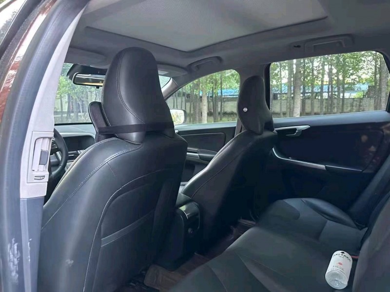 枣庄17年沃尔沃XC608