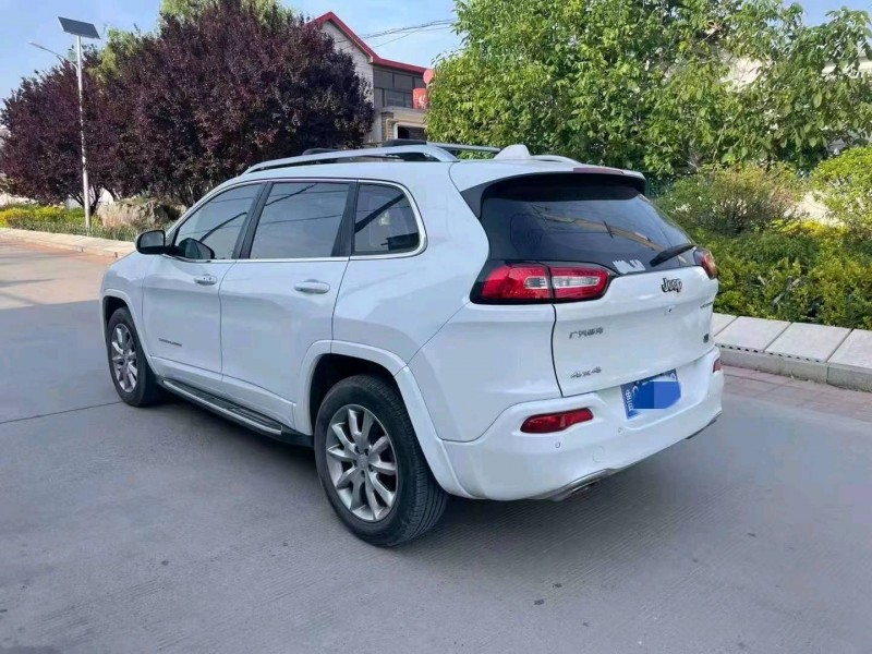 淄博18年Jeep自由光7