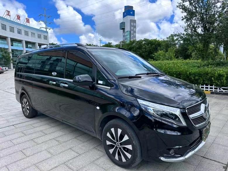 盐城21年奔驰威霆3