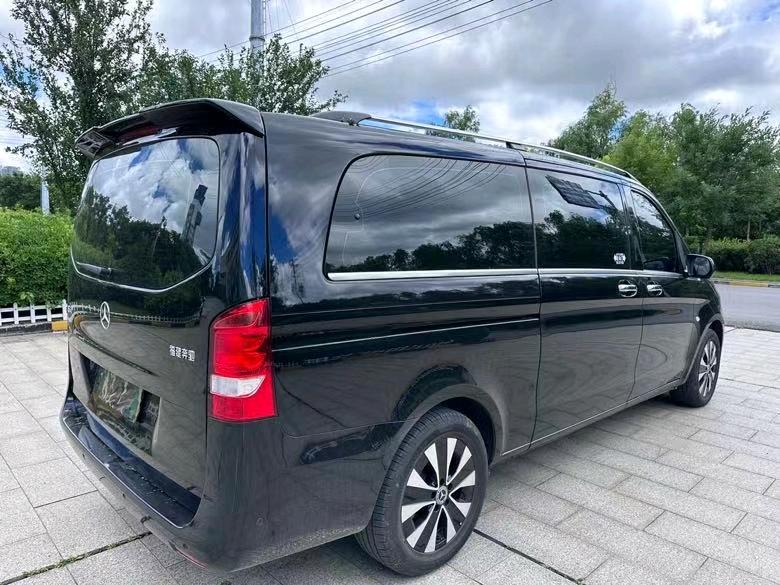 盐城21年奔驰威霆4