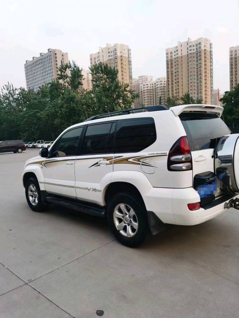 宜昌08年丰田普拉多4