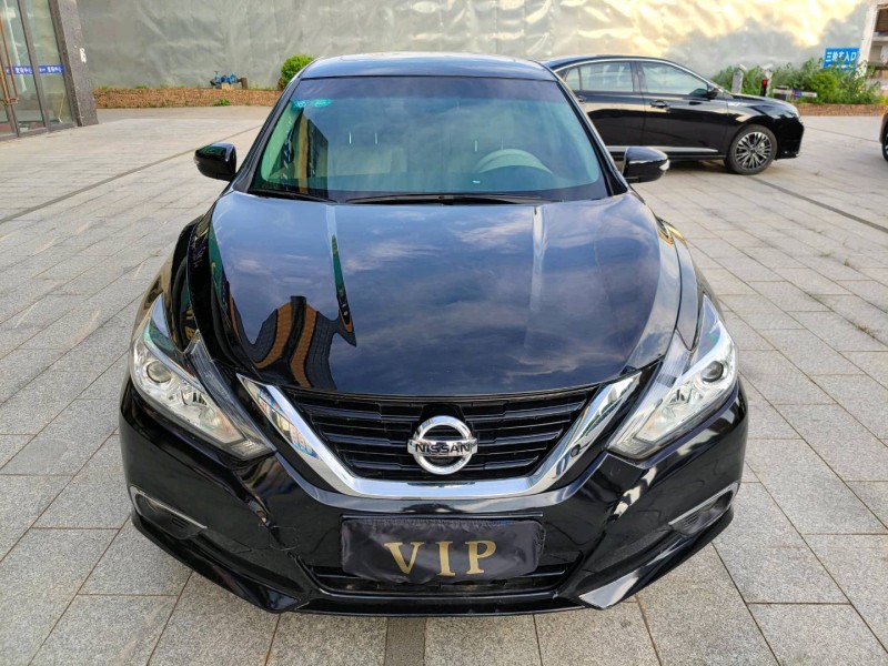 韶關18年日產天籟1