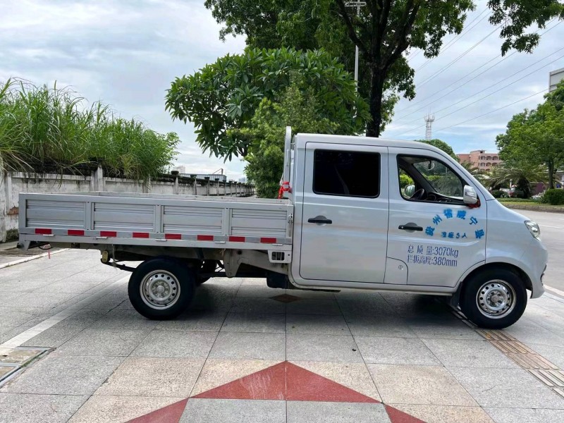 東莞22年長安汽車跨越王8
