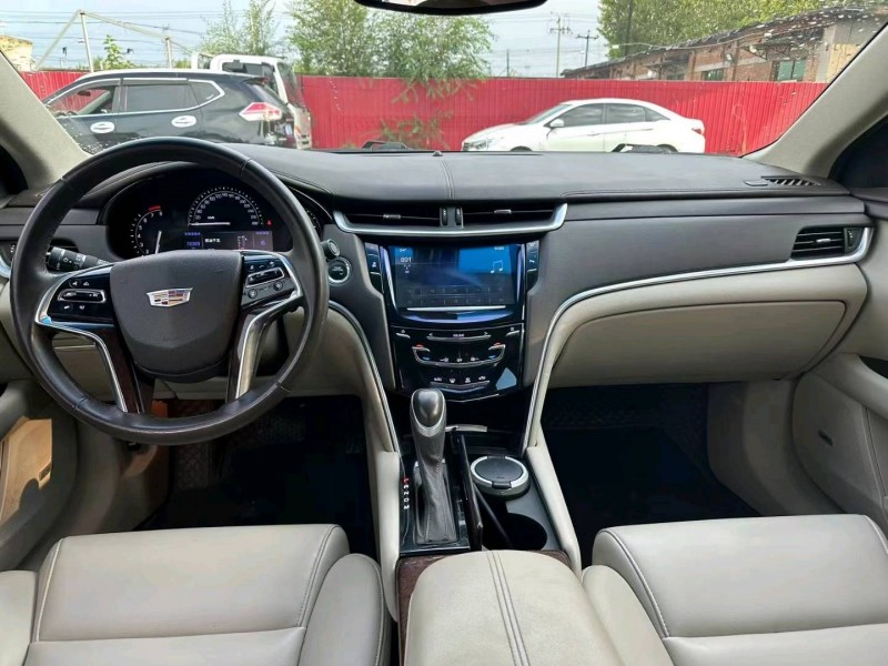 保定17年凯迪拉克XTS2