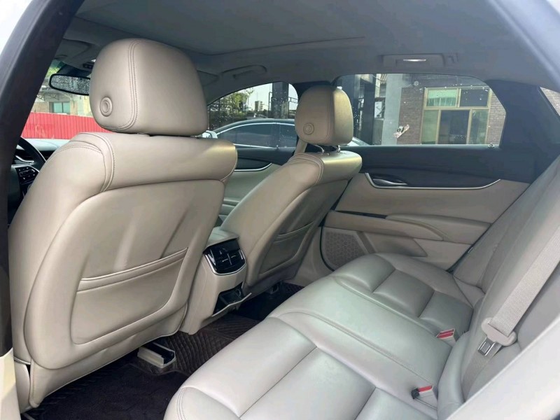 保定17年凯迪拉克XTS6