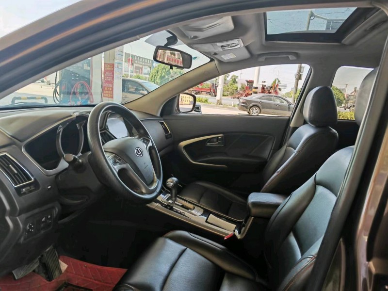 保定16年华泰圣达菲6