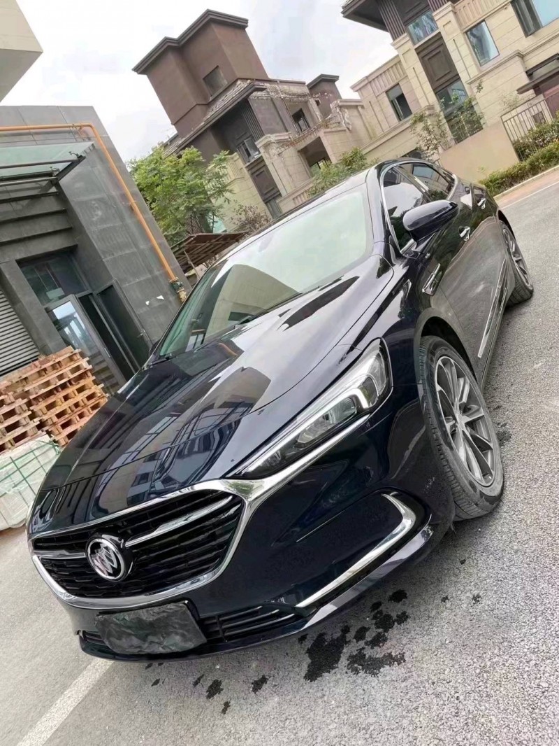 成都20年别克君越2