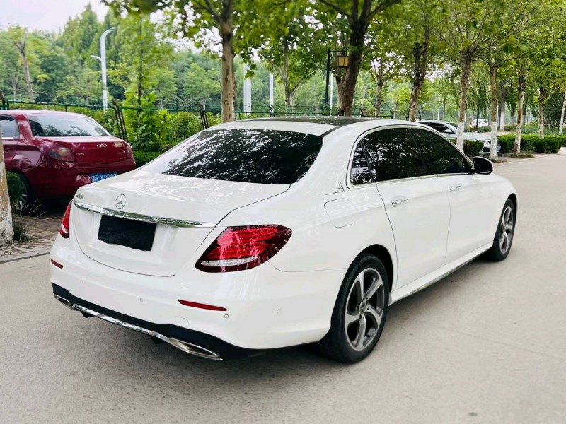 聊城18年奔驰E8