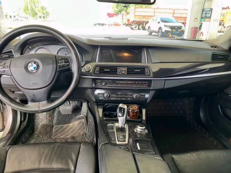 保定13年宝马5系4