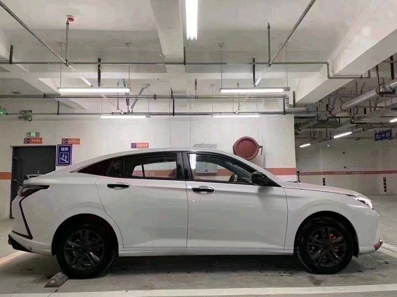 成都22年东风奕炫3