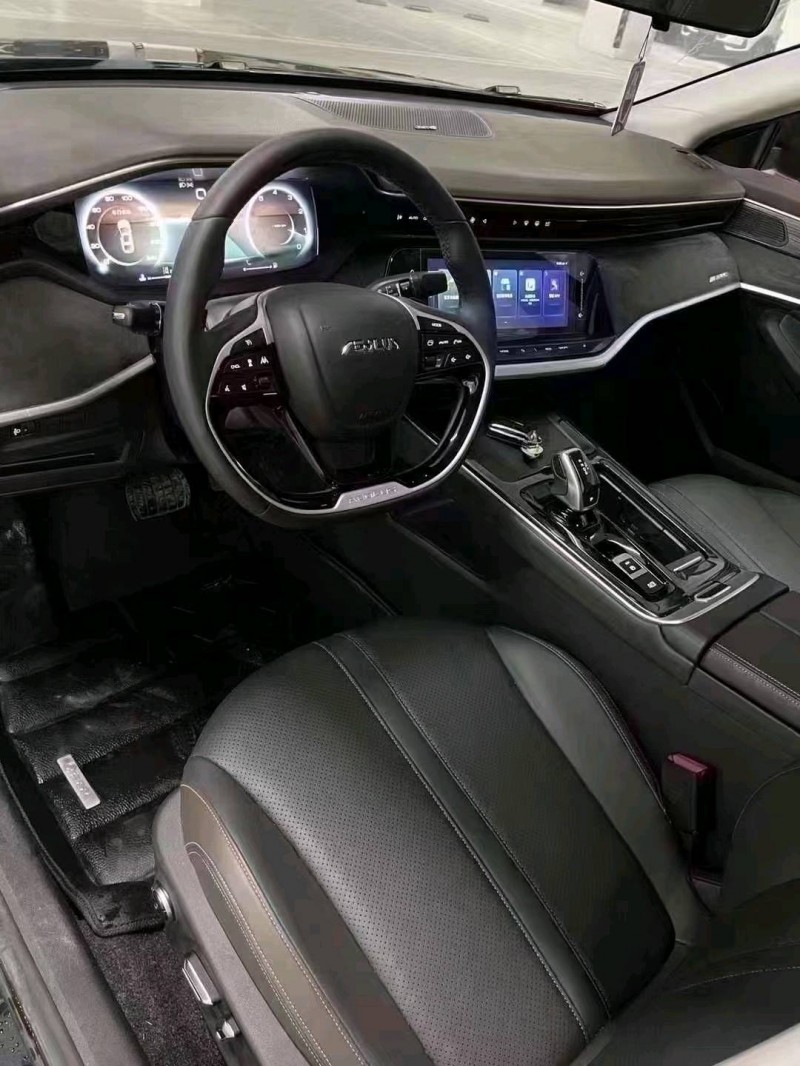 成都22年东风奕炫5