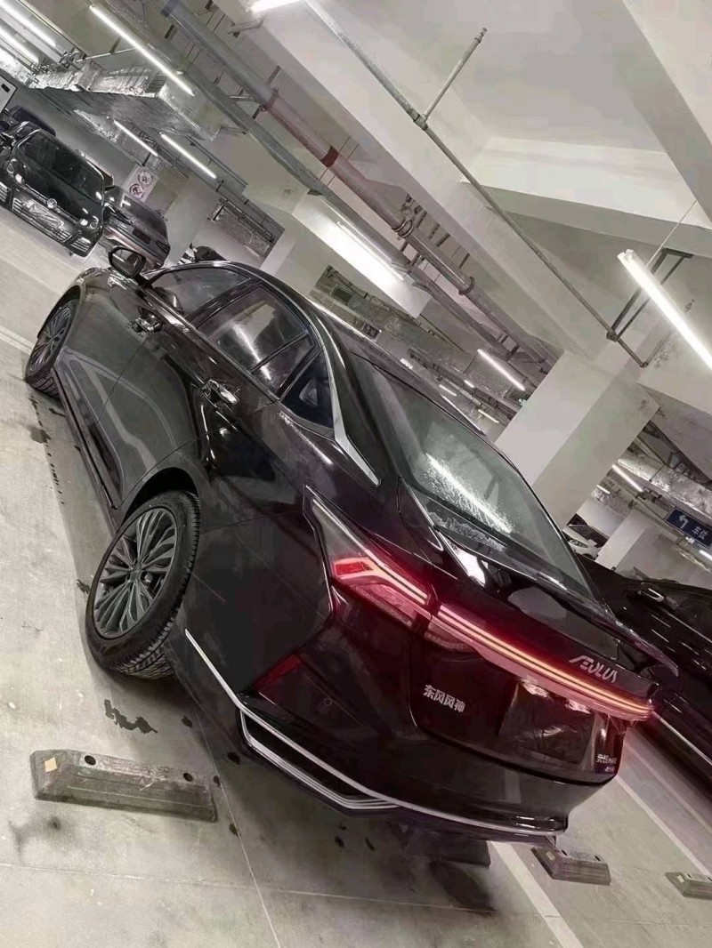 成都22年东风奕炫6