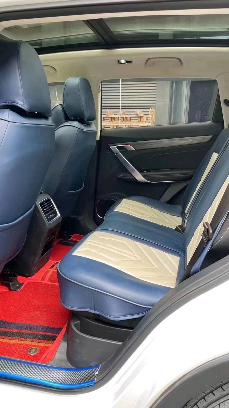 成都20年吉利博越6