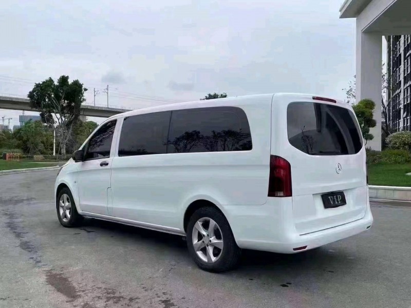 嘉兴17年奔驰威霆5