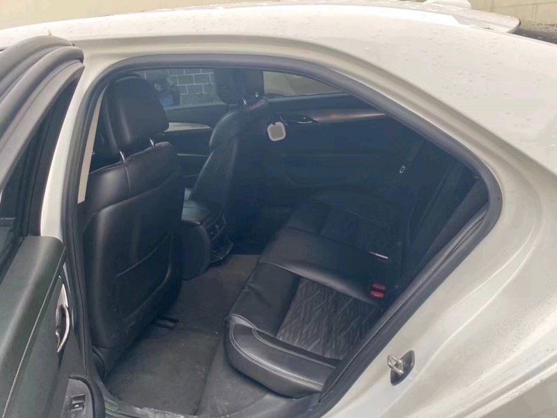 重庆15年凯迪拉克ATS4