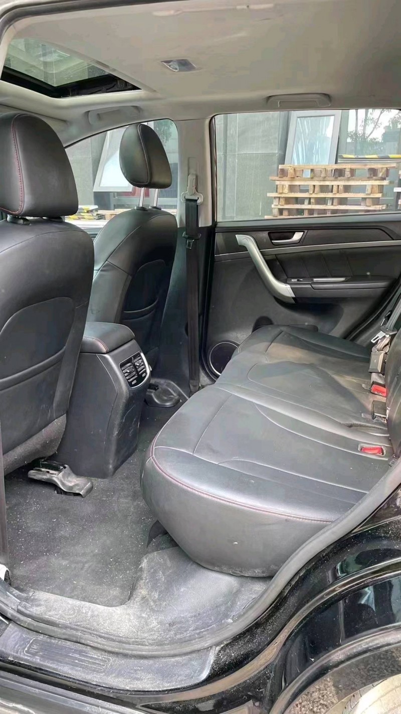 成都19年哈弗M67